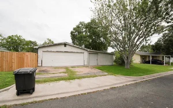Address not disclosed, Schulenburg, TX 78956