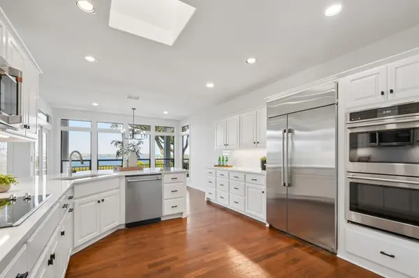 129 Firebird ST, Lakeway, TX 78734
