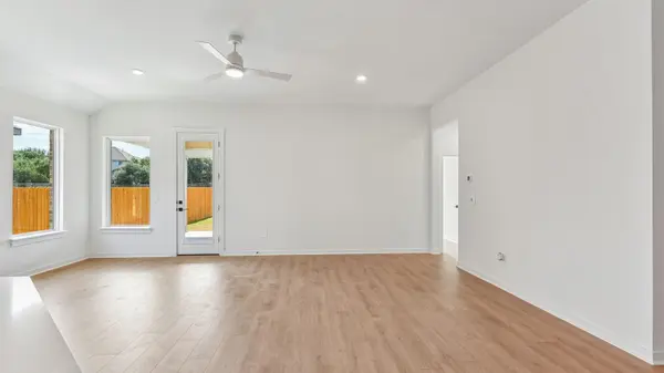 416 Eagle Canyon DR, Leander, TX 78641
