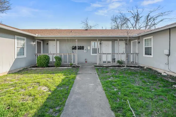 410 Old Thorndale RD #D, Taylor, TX 76574