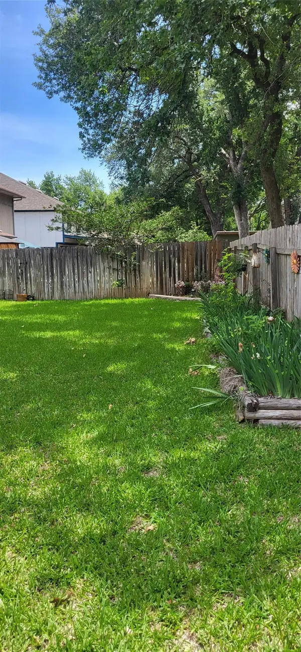1900 Old Mill RD, Cedar Park, TX 78613