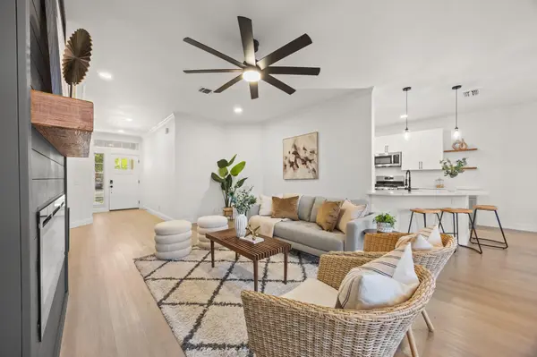 2322 Loquat LN, Round Rock, TX 78664
