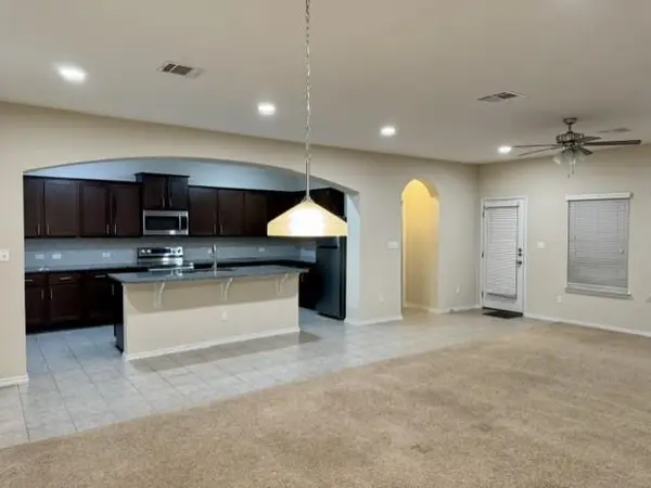 712 Manzano LN, Pflugerville, TX 78660