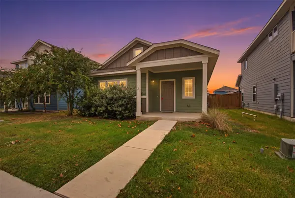 1121 Esplanade PKWY, San Marcos, TX 78666