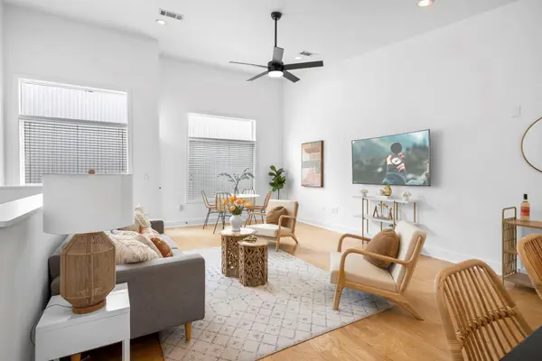 1702 S Lamar BLVD #21, Austin, TX 78704