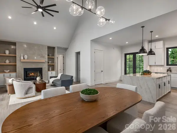 148 Reserve WAY, Hendersonville, NC 28739