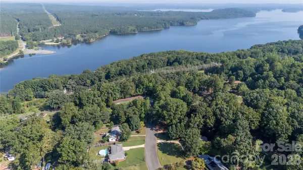 41 Elm ST, Badin, NC 28009