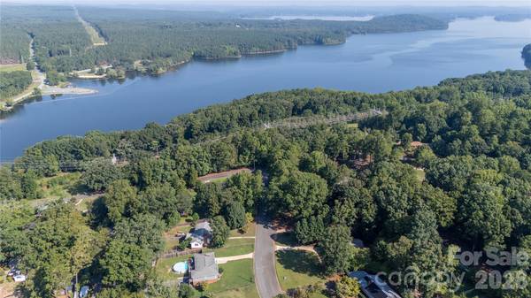 41 Elm ST, Badin, NC 28009
