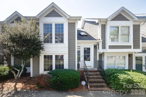 8228 Legare CT, Charlotte, NC 28210