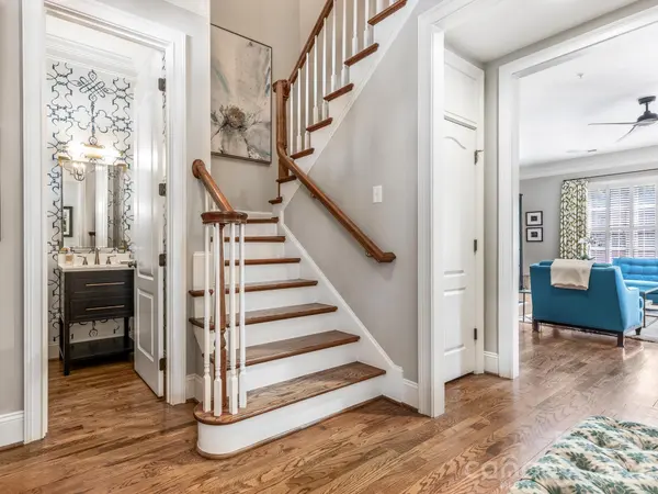 2808 Gablestone WAY, Charlotte, NC 28207