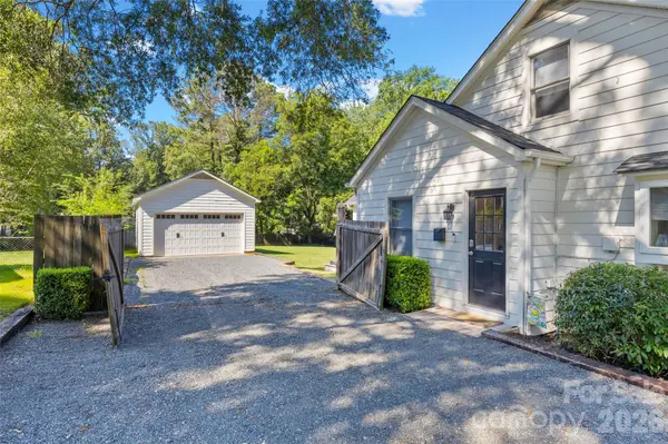 4310 Craig AVE, Charlotte, NC 28211