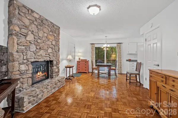 2 Brae Burn WAY, Arden, NC 28704