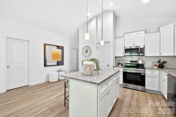 703 Railroad ST, Lowell, NC 28098