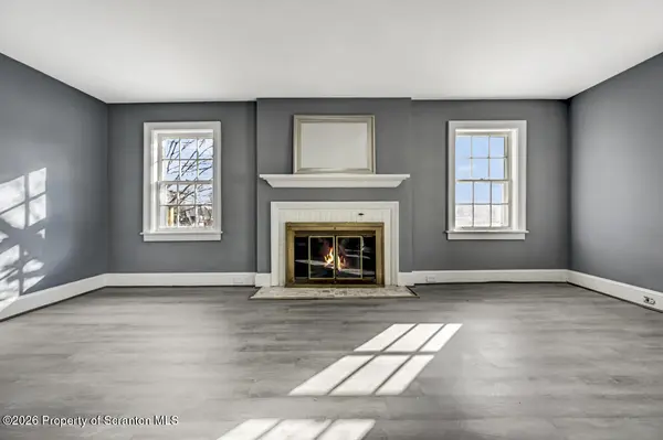 321 Maple ST, Montrose, PA 18801