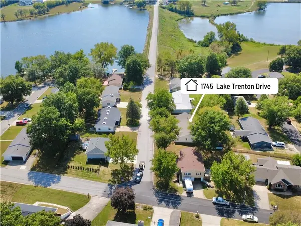 1745 Lake Trenton DR, Trenton, MO 64683