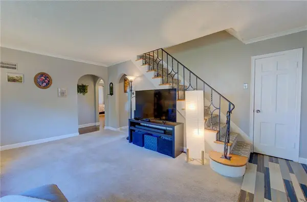 4815 GOODMAN ST, Overland Park, KS 66203