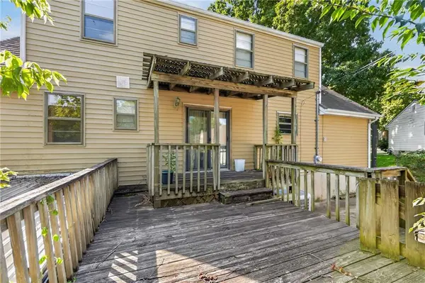 8204 NE 53rd ST, Kansas City, MO 64119