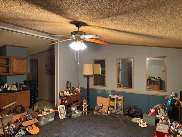 147 Monument RD, Atchison, KS 66002