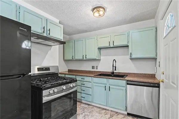 6320 W 82nd ST, Overland Park, KS 66204