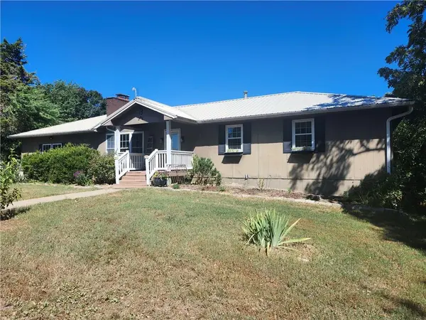 36405 Hedge Lane RD, Paola, KS 66071