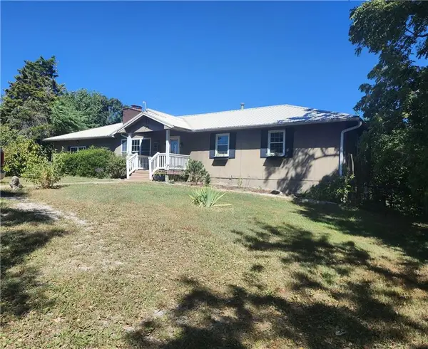 36405 Hedge Lane RD, Paola, KS 66071
