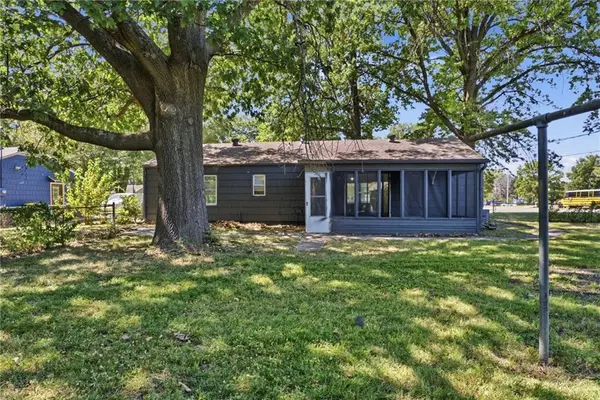11101 Winchester AVE, Kansas City, MO 64134