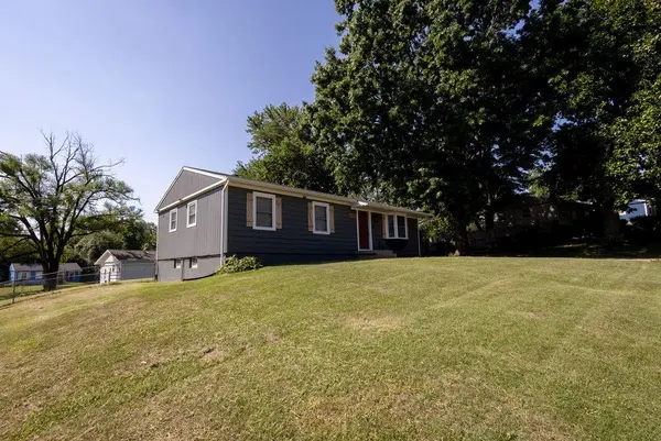 8347 Elizabeth AVE, Kansas City, KS 66112