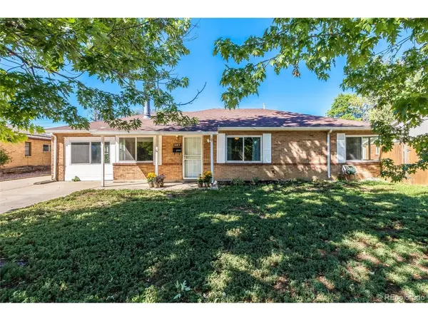 1057 Ursula, Aurora, CO 80011