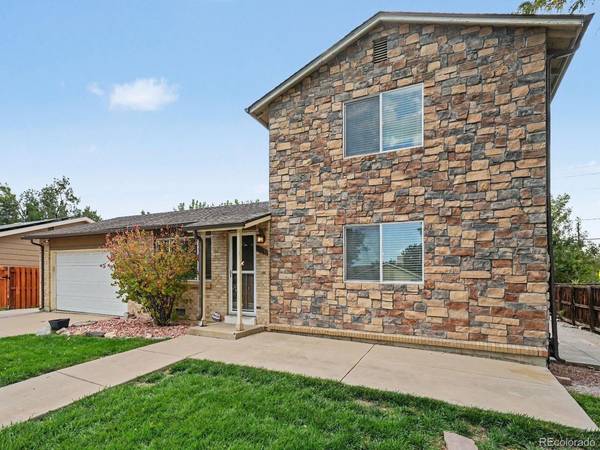 7461 Webster, Arvada, CO 80003
