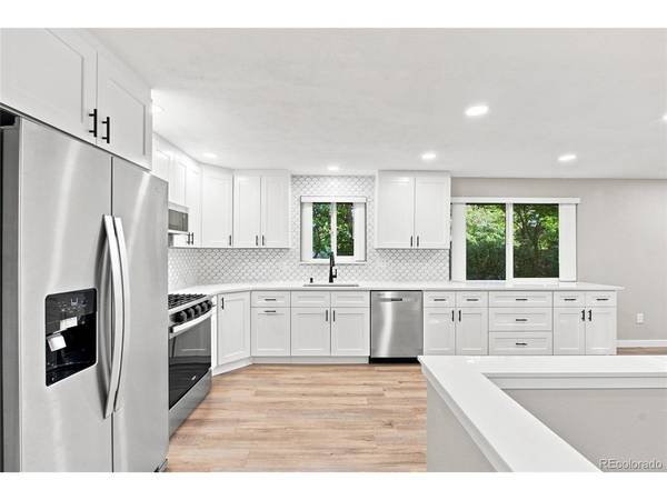 4854 S Parfet, Littleton, CO 80127