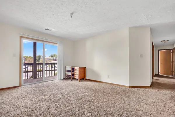 3230 E John Hinkle PL #A, Bloomington, IN 47408