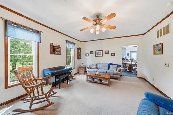 11722 N River RD, New Haven, IN 46774
