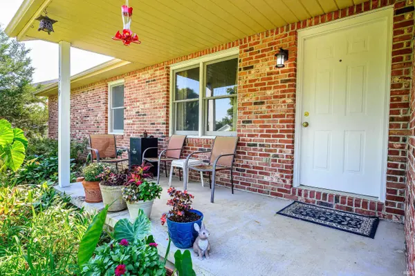 1019 W Countryside LN, Bloomington, IN 47403