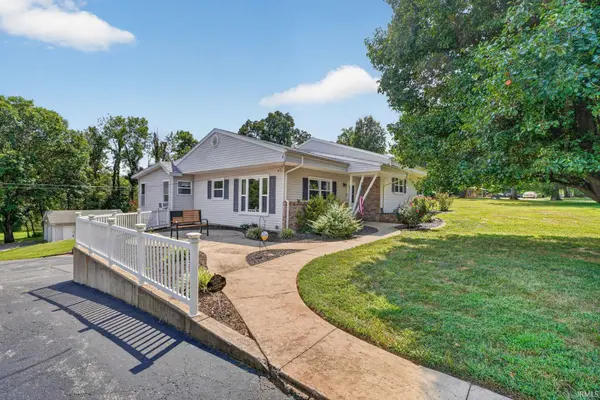 39 Lambert DR, Mount Carmel, IL 62863
