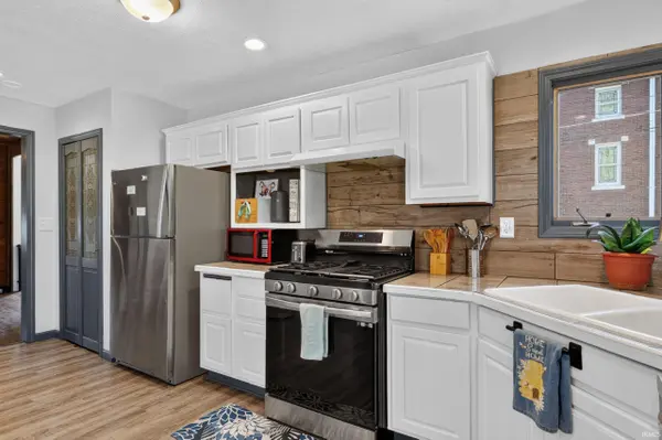 205 E Benton ST, Oxford, IN 47971