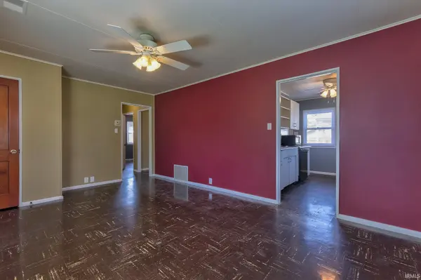 3804 Stratford RD, Evansville, IN 47710-3476