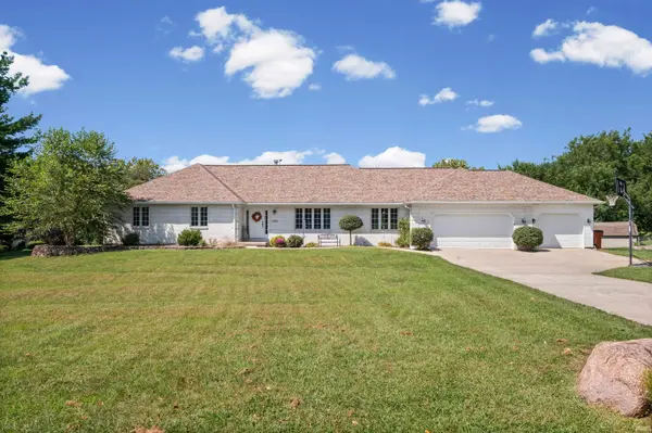 1708 Wycliffe DR, Lafayette, IN 47905