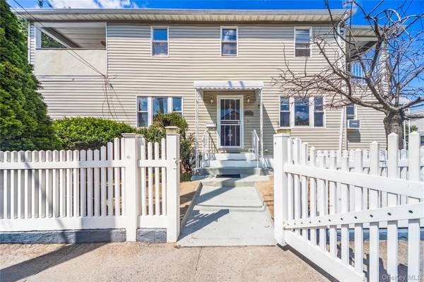 11142 209th ST, Queens Village, NY 11429
