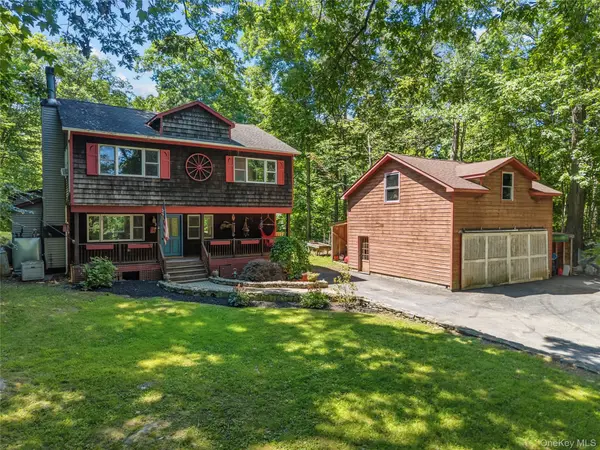 176 Tibet DR, Carmel, NY 10512