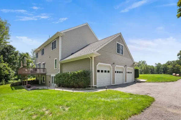 128 Apple Hill RD, Brewster, NY 10509