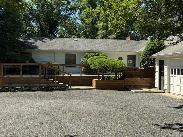 3 South RUN, Cold Spring Harbor, NY 11724