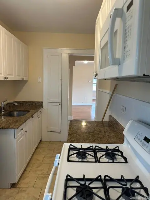 234 W Market ST #2, Long Beach, NY 11561
