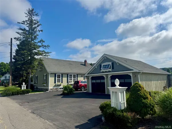 15 Esopus AVE, Kingston, NY 12401