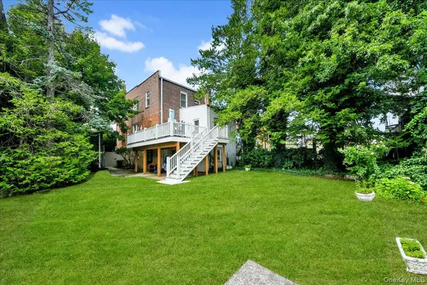 2544 Lurting AVE, Bronx, NY 10469