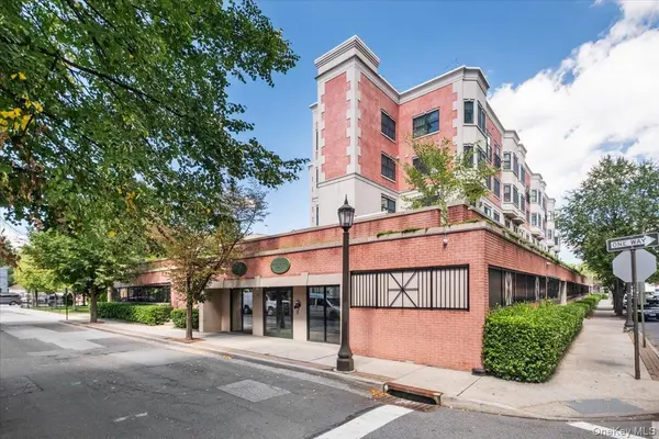 101 Sheldrake PL #20, Mamaroneck, NY 10543