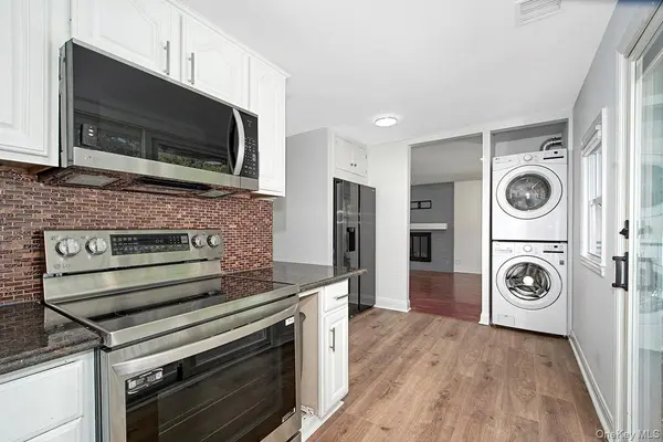 13 Indian TRL, White Plains, NY 10603