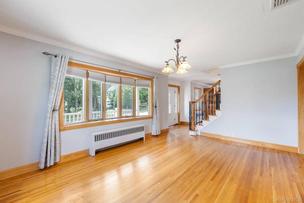 65 W Washington AVE, Pearl River, NY 10965
