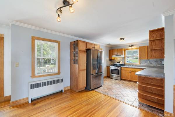 65 W Washington AVE, Pearl River, NY 10965