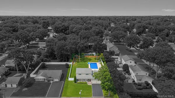 282 6th AVE, Saint James, NY 11780