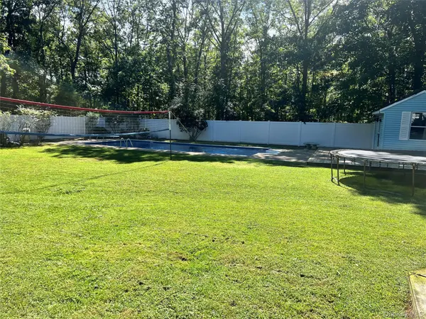 1029 Wading River Manor RD, Manorville, NY 11949